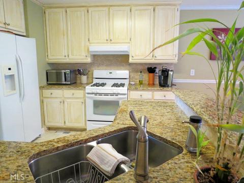 99 Pates Lake Dr, Hampton, GA 30228 photo 11