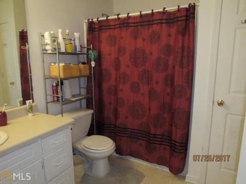 64 Horton St, Winder, GA 30680 photo 9