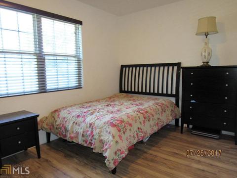64 Horton St, Winder, GA 30680 photo 10