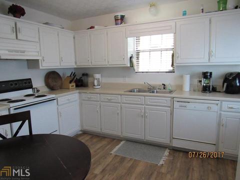 64 Horton St, Winder, GA 30680 photo 5