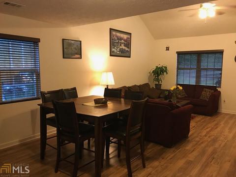 64 Horton St, Winder, GA 30680 photo 6