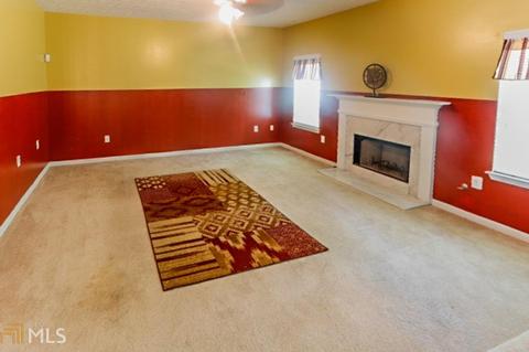 361 Thompson Ct, Hampton, GA 30228 photo 8