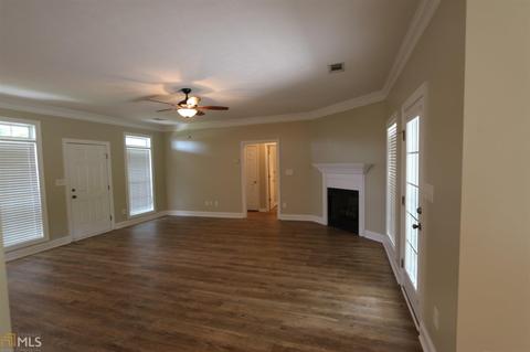 102 Copper Creek Dr, Lagrange, GA 30240 photo 2