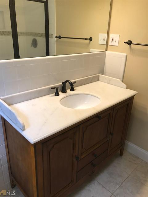 453 Gordon Cir, Lagrange, GA 30240 photo 8