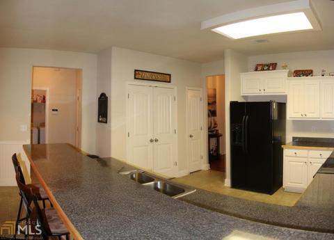 2214 Avalon Trce, Winder, GA 30680 photo 10