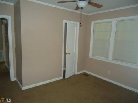 233 Beechwood Cir, Lagrange, GA 30240 photo 10