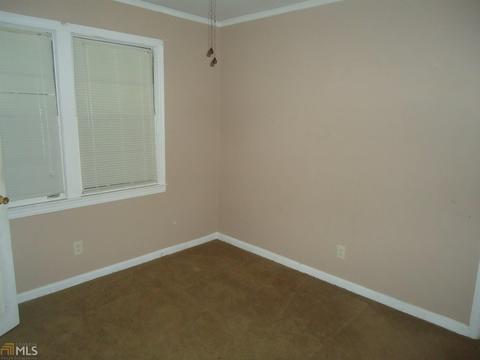 233 Beechwood Cir, Lagrange, GA 30240 photo 9