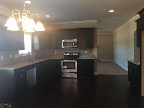 125 Lances Ln, Covington, GA 30016 photo 4