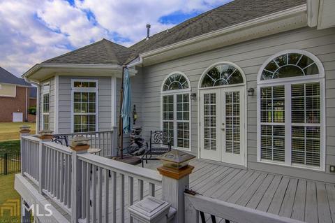 125 Donegal Dr, Tyrone, GA 30290 photo 8