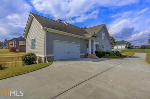 125 Donegal Dr, Tyrone, GA 30290 photo 5