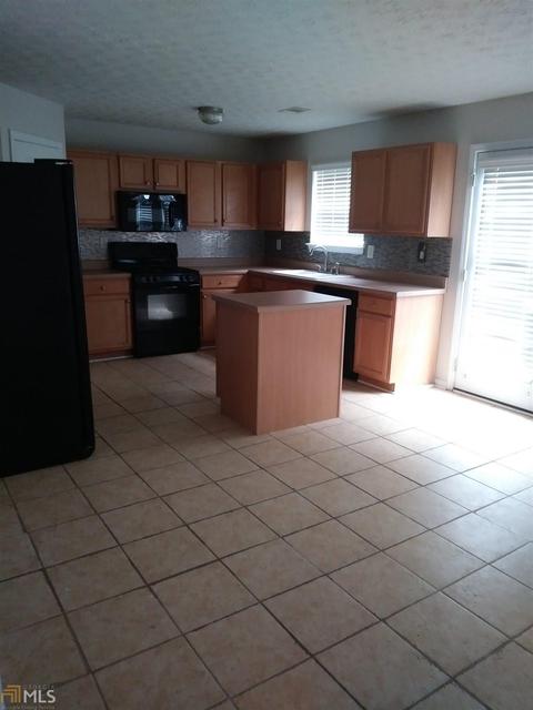 225 Timberlake Ter, Covington, GA 30016 photo 3