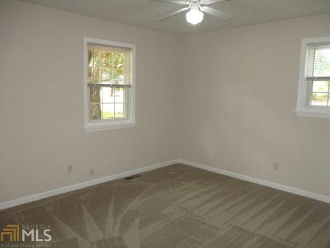 846 Old School Rd, Lagrange, GA 30240 photo 5