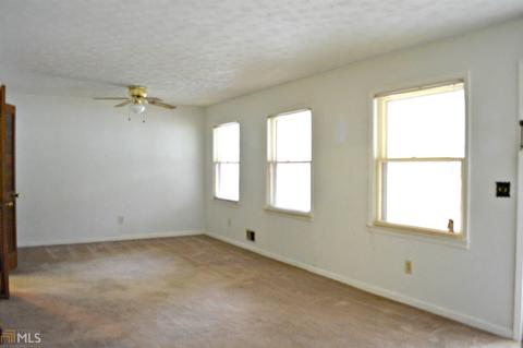 7396 Grayson Dr, Riverdale, GA 30296 photo 6