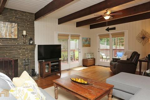 1866 Hickory Rd, Chamblee, GA 30341 photo 12