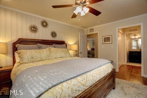 1866 Hickory Rd, Chamblee, GA 30341 photo 14