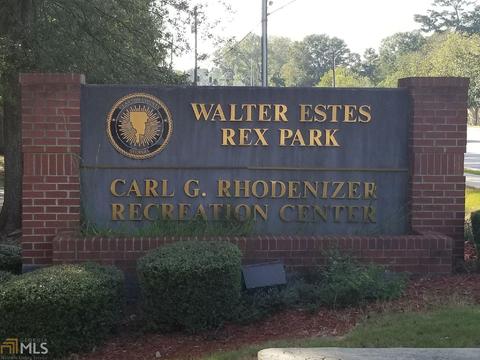 6953 Diamond Dr, Rex, GA 30273 photo 2