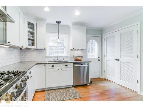 3396 Keswick Ct, Chamblee, GA 30341 photo 8
