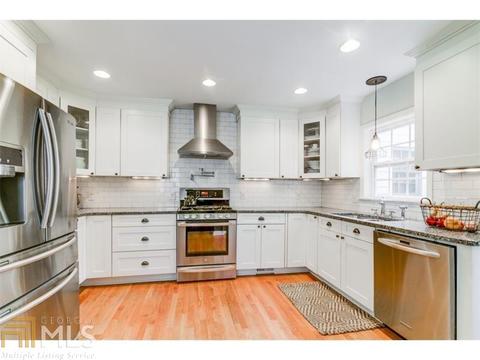 3396 Keswick Ct, Chamblee, GA 30341 photo 4