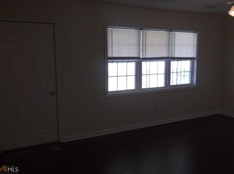 101 N River St, Claxton, GA 30417 photo 7