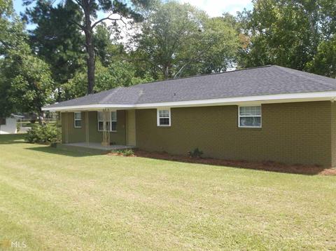 101 N River St, Claxton, GA 30417 photo 3