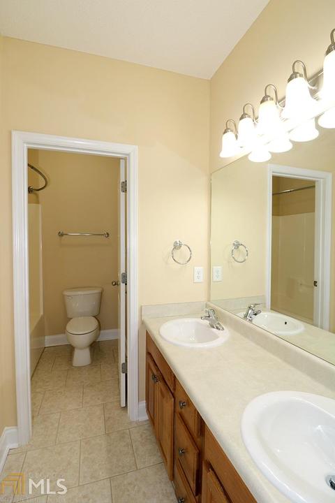 604 Station Square Dr, Byron, GA 31008 photo 17