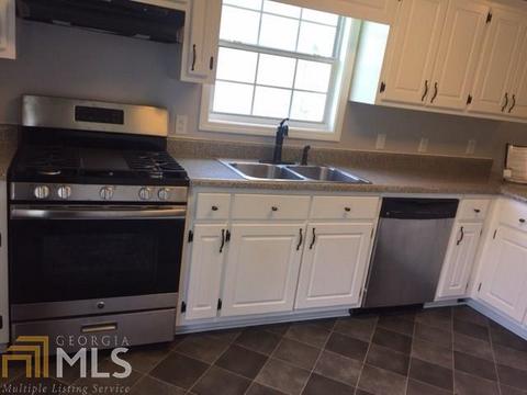 1362 N Hampton Dr, Hampton, GA 30228 photo 3