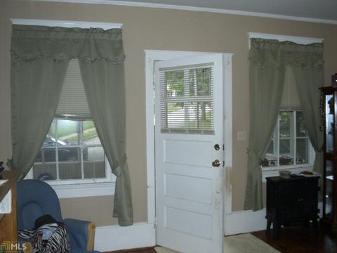 310 E St, Thomaston, GA 30286 photo 5