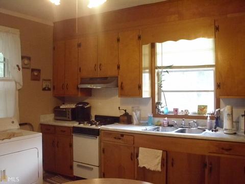 310 E St, Thomaston, GA 30286 photo 6