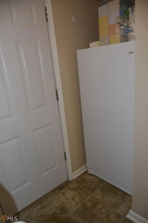 703 Apache Trl, Winder, GA 30680 photo 16