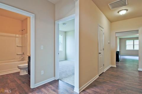 2090 Sawgrass Dr, Hampton, GA 30228 photo 2