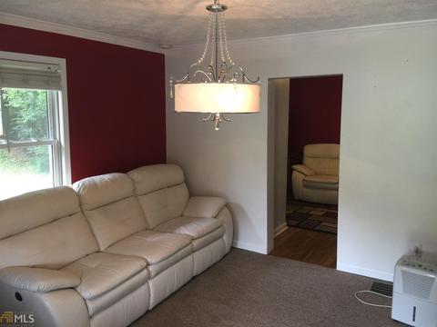 324 E Spg, Dallas, GA 30132 photo 4
