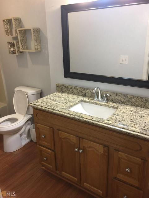 324 E Spg, Dallas, GA 30132 photo 16