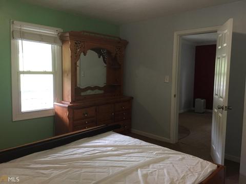 324 E Spg, Dallas, GA 30132 photo 11