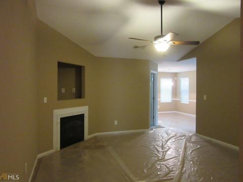 80 Cumberland Dr, Rex, GA 30273 photo 2