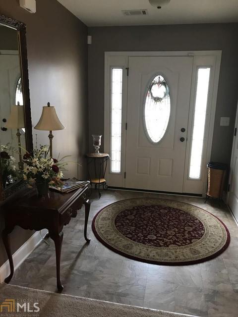 76 Colonial Ct, Jefferson, GA 30549 photo 2