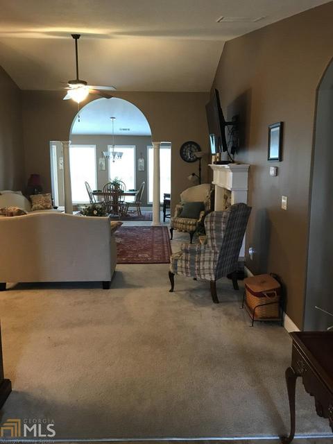 76 Colonial Ct, Jefferson, GA 30549 photo 3