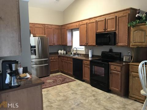 76 Colonial Ct, Jefferson, GA 30549 photo 5