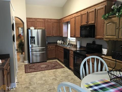 76 Colonial Ct, Jefferson, GA 30549 photo 6