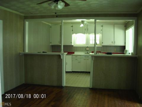 193 Pine Cir, Lagrange, GA 30240 photo 6