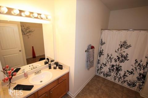 230 River Meadow Dr, Lagrange, GA 30241 photo 6