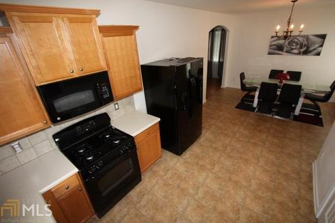 230 River Meadow Dr, Lagrange, GA 30241 photo 9