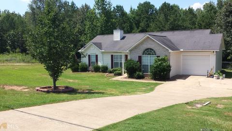 407 Hampton Green Dr, Lagrange, GA 30240 photo 2