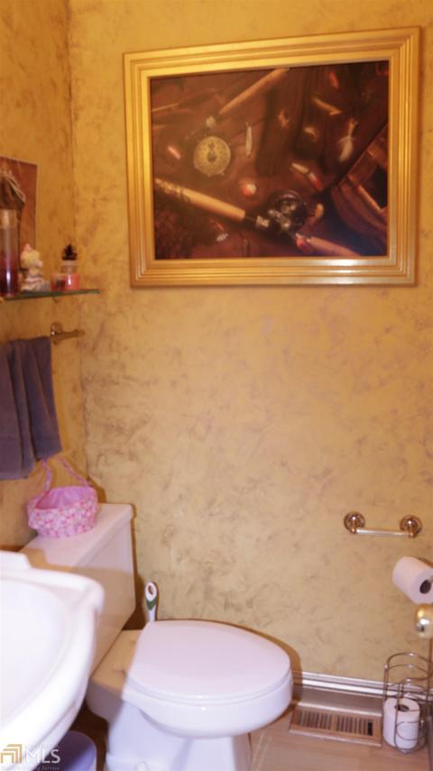 2053 Montgomery Trl, Duluth, GA 30096 photo 6