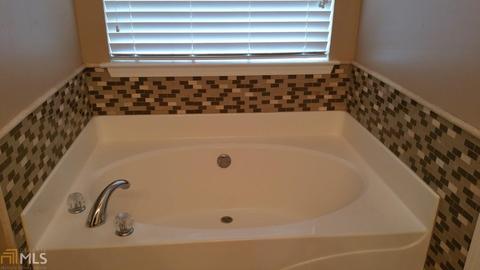 60 Stonewall Dr, Covington, GA 30016 photo 8
