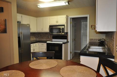 219 Waterview Dr, Lagrange, GA 30240 photo 4