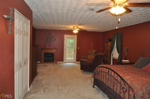 219 Waterview Dr, Lagrange, GA 30240 photo 9