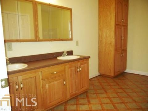 219 Davis Rd, Gray, GA 31032 photo 10