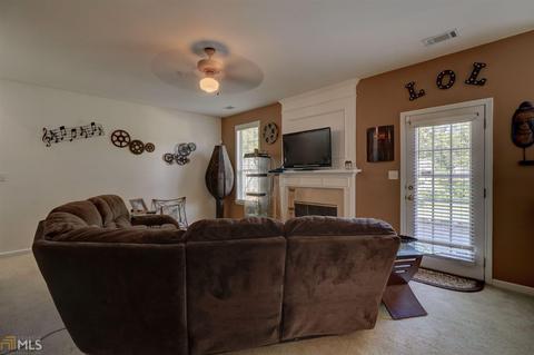 1180 Foxcroft Dr, Morrow, GA 30260 photo 4