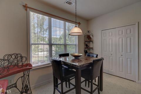 1180 Foxcroft Dr, Morrow, GA 30260 photo 10