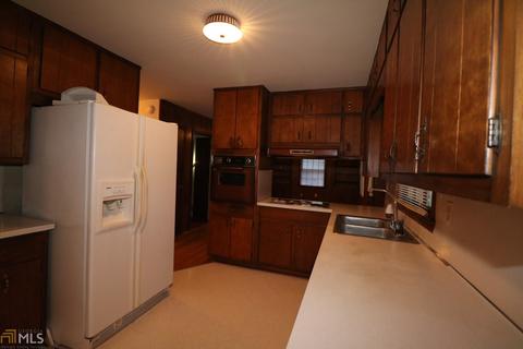 1379 John Roberts Dr, Morrow, GA 30260 photo 7
